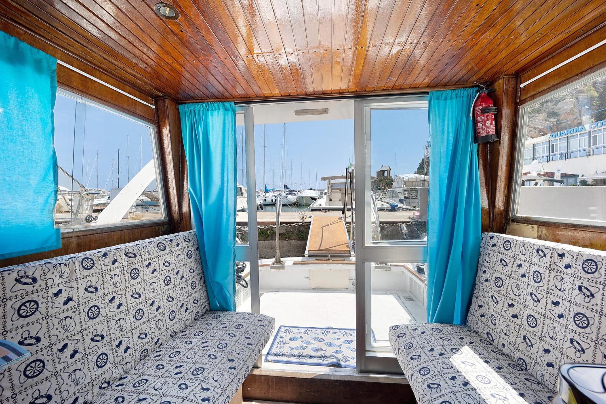 Aloha Jak'S Boat Alassio Bagian luar foto