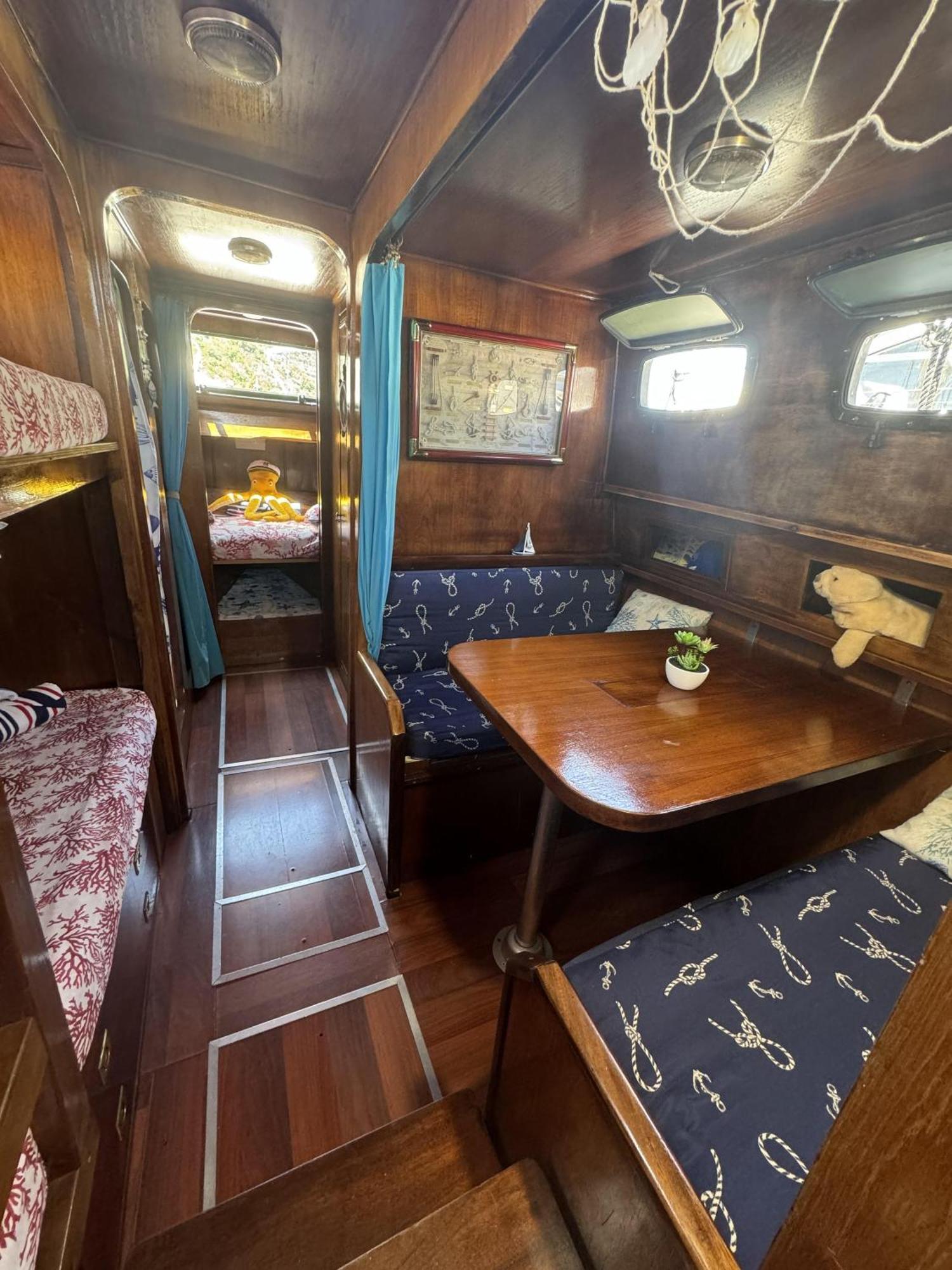 Aloha Jak'S Boat Alassio Bagian luar foto